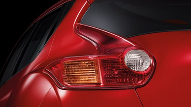 Nissan-juke-2014-light-rear