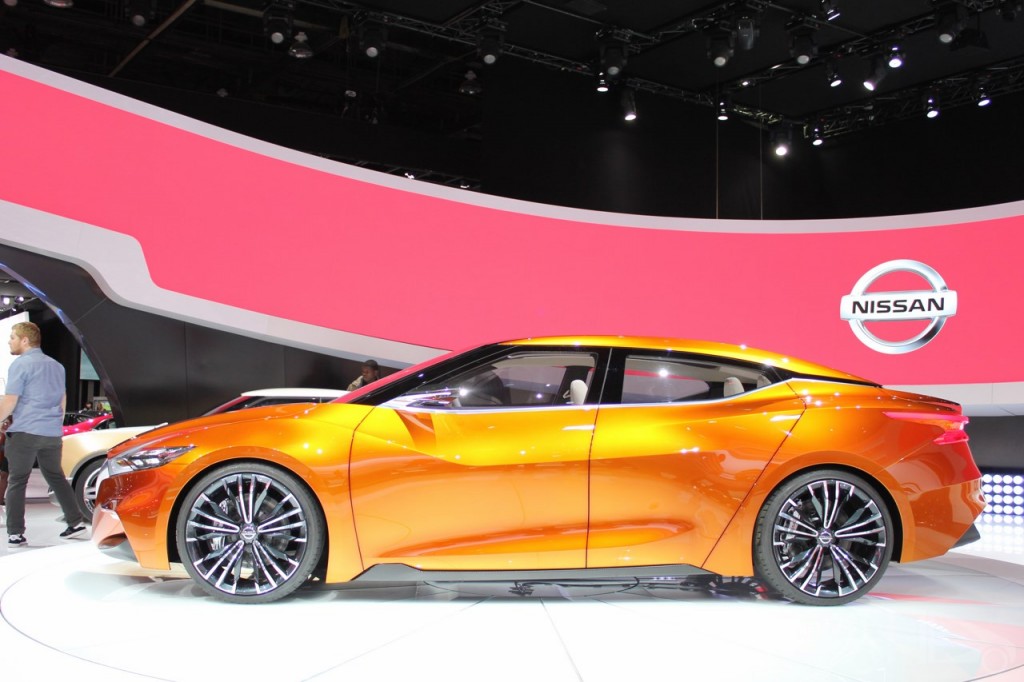 Nissan-Sport-Sedan-Concept-at-2014-4