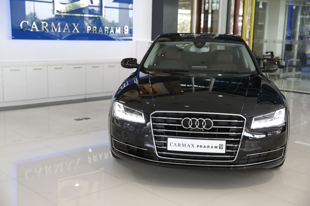 Audi A8-2