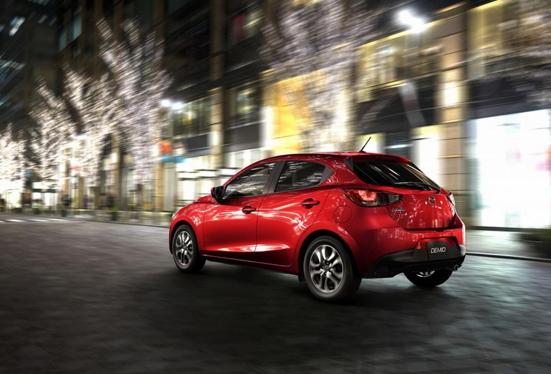 mazda2-2014-hatchback2