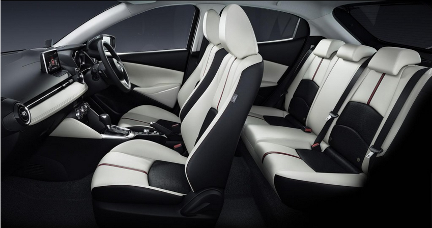 mazda2-2014-hatchback4