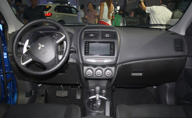 Mitsubishi-ASX-2015-2