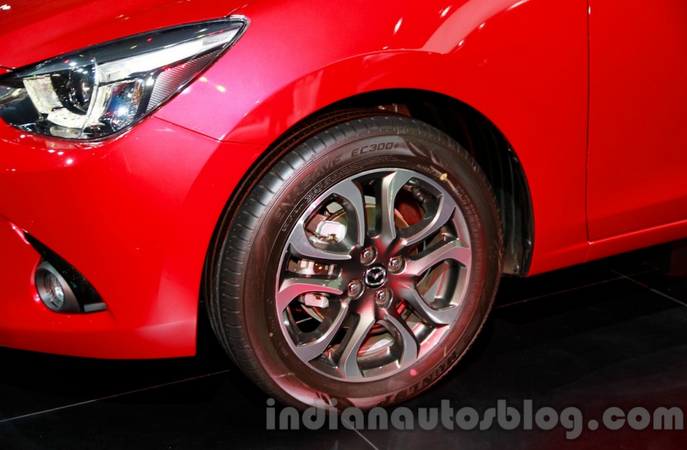 real-mazda2-10