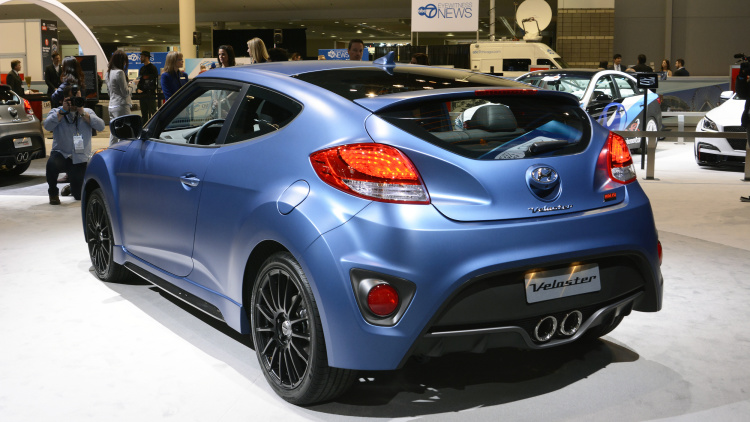 2016-hyundai-veloster-rally-edition-3