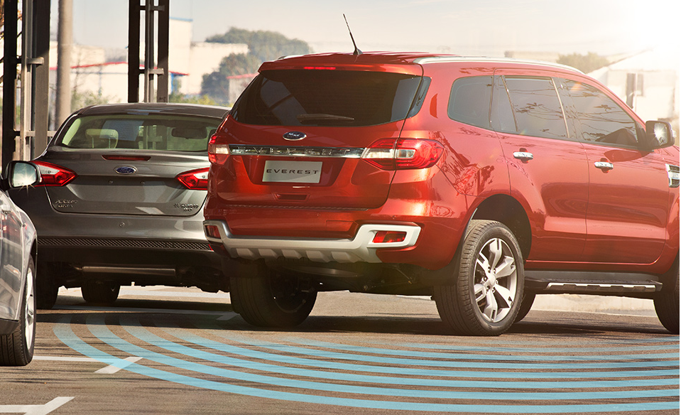 ford-everest-2015-Park-assist