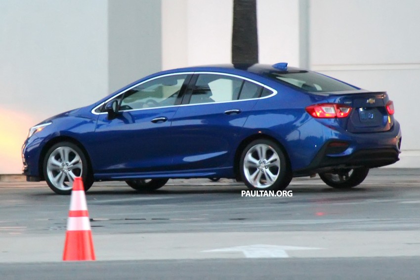 Chevrolet-Cruze-2016