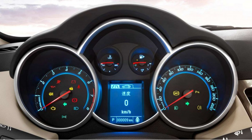 cruze-minor-change2015-3