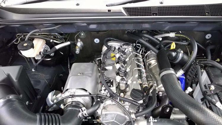 D-max-Minorchange-2015-2