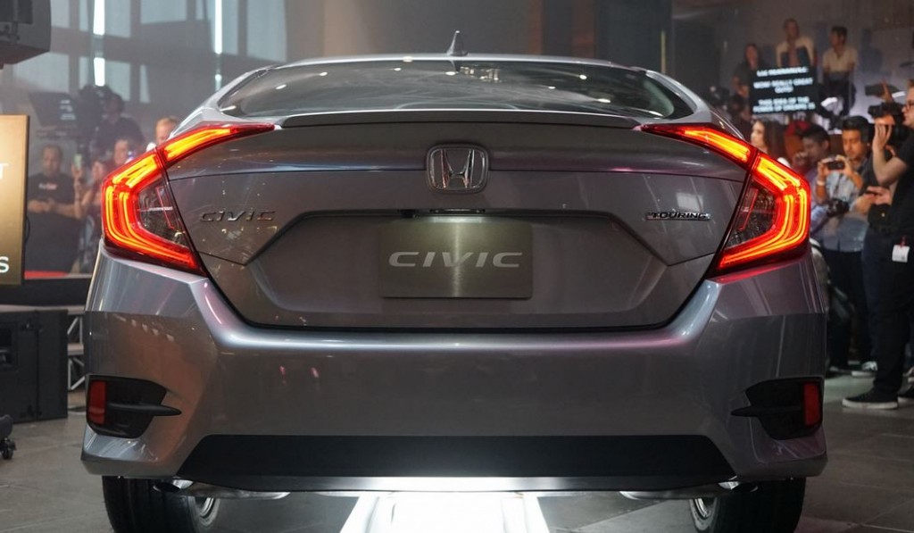 All-New-Civic-2016-10
