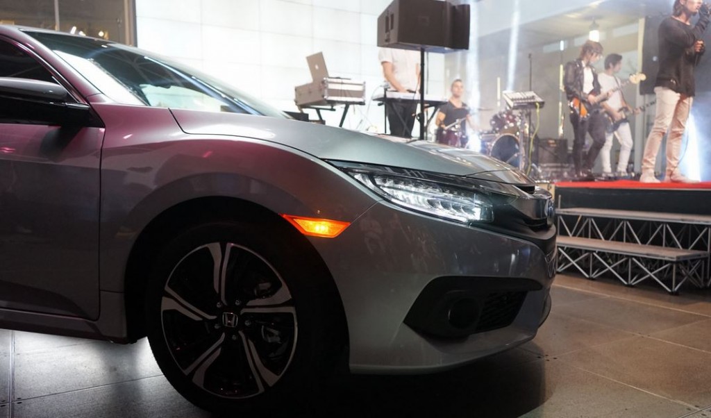 All-New-Civic-2016-7