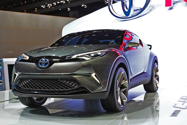 Toyota-C-HR-1