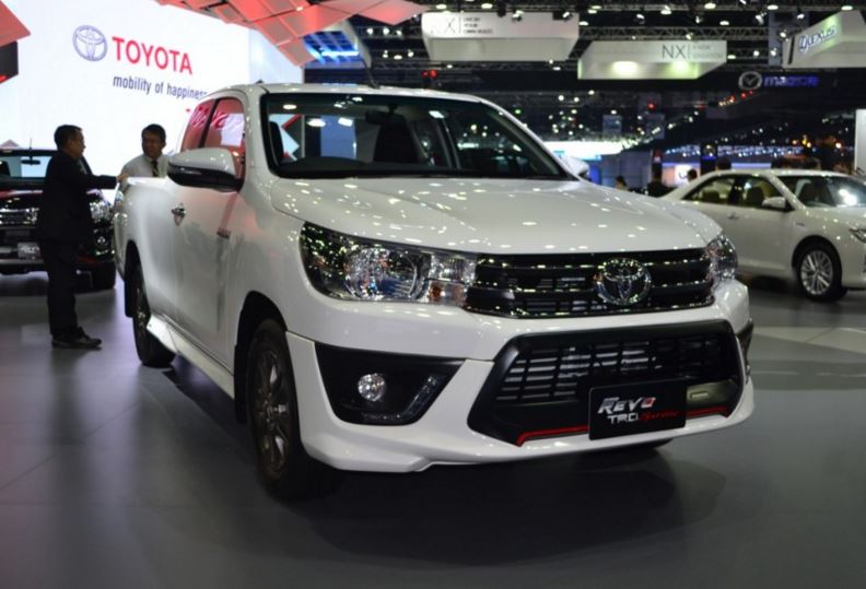 Toyota Revo trd sport 2016-in5