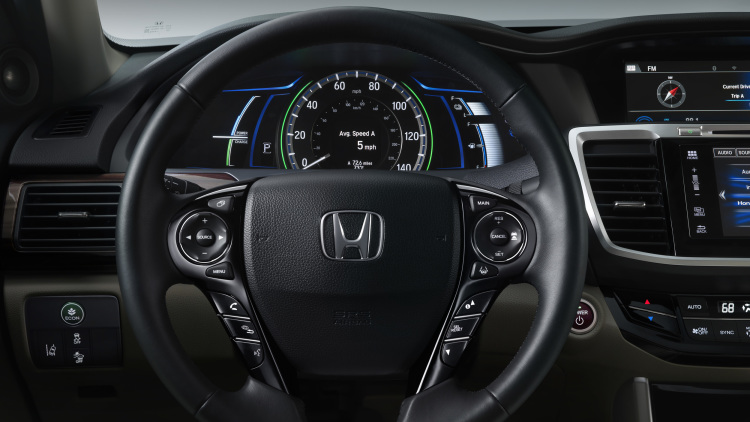 Honda-Accord-Hybrid-3