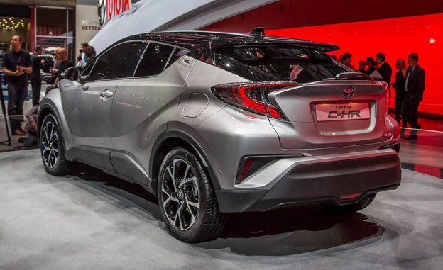 2017-toyota-c-hr-01
