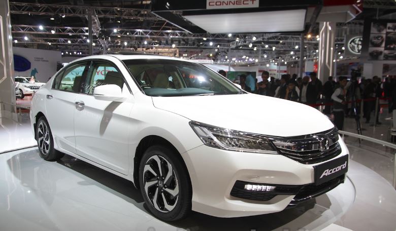 Honda-Accord-hybrid-2016