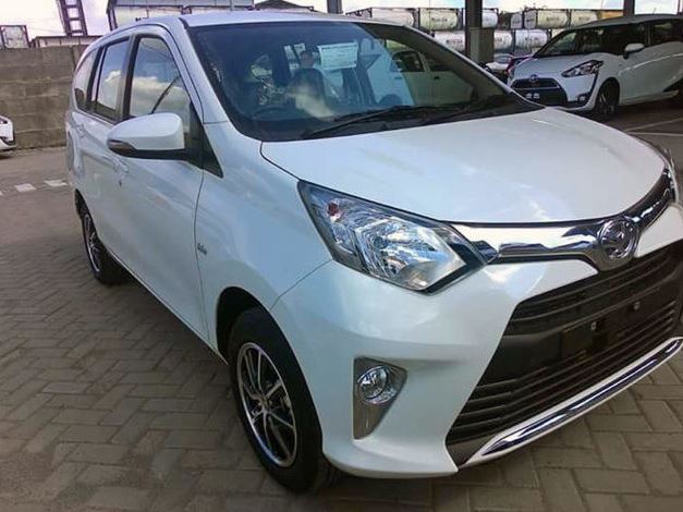 Toyota-Calya-1