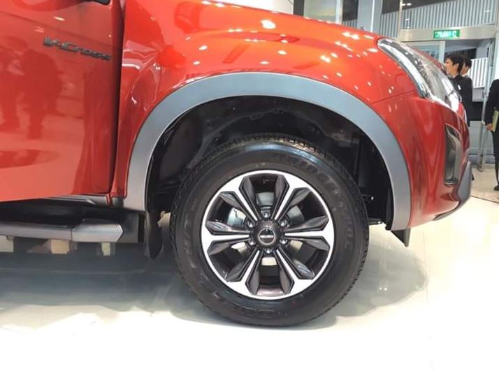 d-max-2017-3