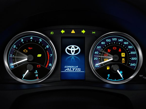 toyota-altis-acc-13
