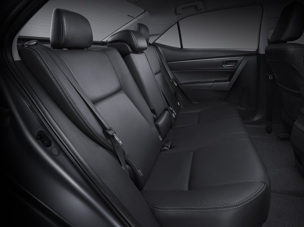 toyota-altis-acc-16